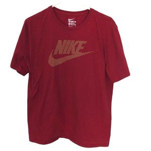 Nike Men's Red Graphic Logo T-Shirt